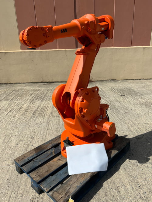 Secondhand ABB IRB 2400/16 IRC5 robot (2006)
