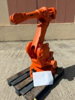 IMG_4727_cleanup (1) ROBOT | ABB | IRC5 | IRB 2400/16 TYPE B | 2006 | 24-51248