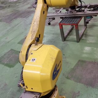 ROBOT | FANUC | R-J3iB | M-16iB/20M | 2004 | E17597