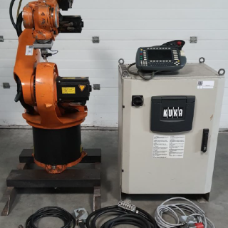 ROBOT | KUKA | KR C1 | KR 15-2 | 1997 | 741004